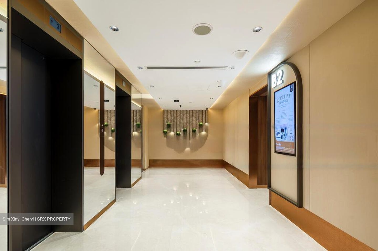 Palais Renaissance (D9), Retail #478842401